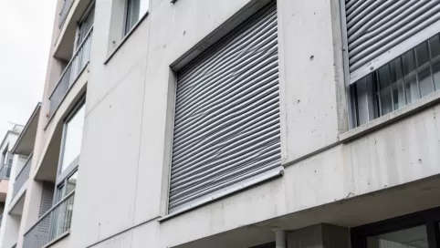 Rolety zewnętrzne w bloku